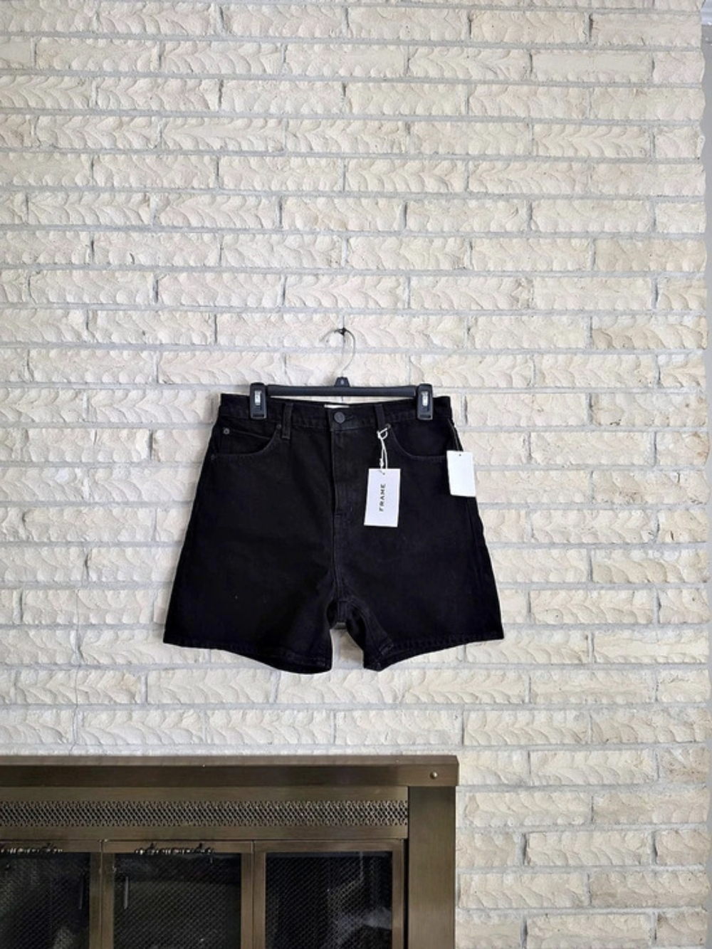 FRAME The Easy Shorts Black